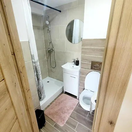 Goscinne Basniowy Dom - Gory Stolowe Appartement *