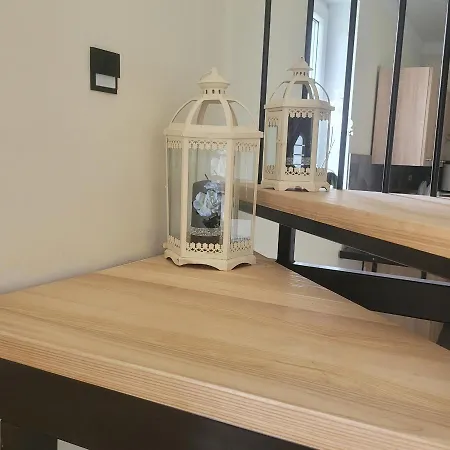 Goscinne Basniowy Dom - Gory Stolowe *