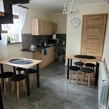 Goscinne Basniowy Dom - Gory Stolowe * Radkow