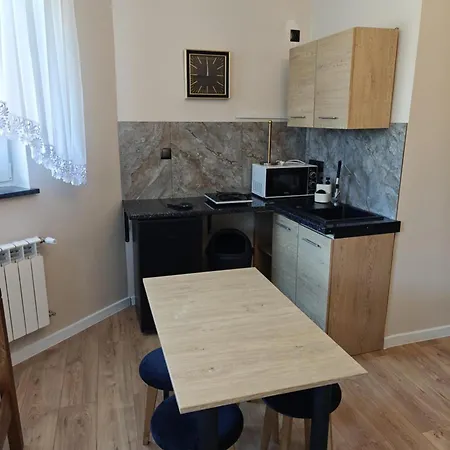 Goscinne Basniowy Dom - Gory Stolowe Apartment Radkow