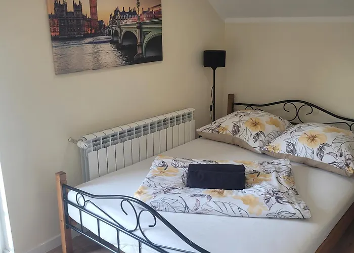 Goscinne Basniowy Dom - Gory Stolowe * 라트코프