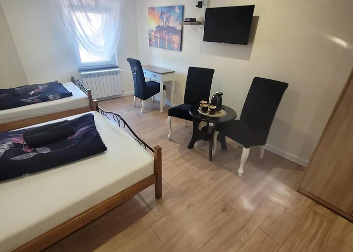 Gościnne Baśniowy Dom Apartament *